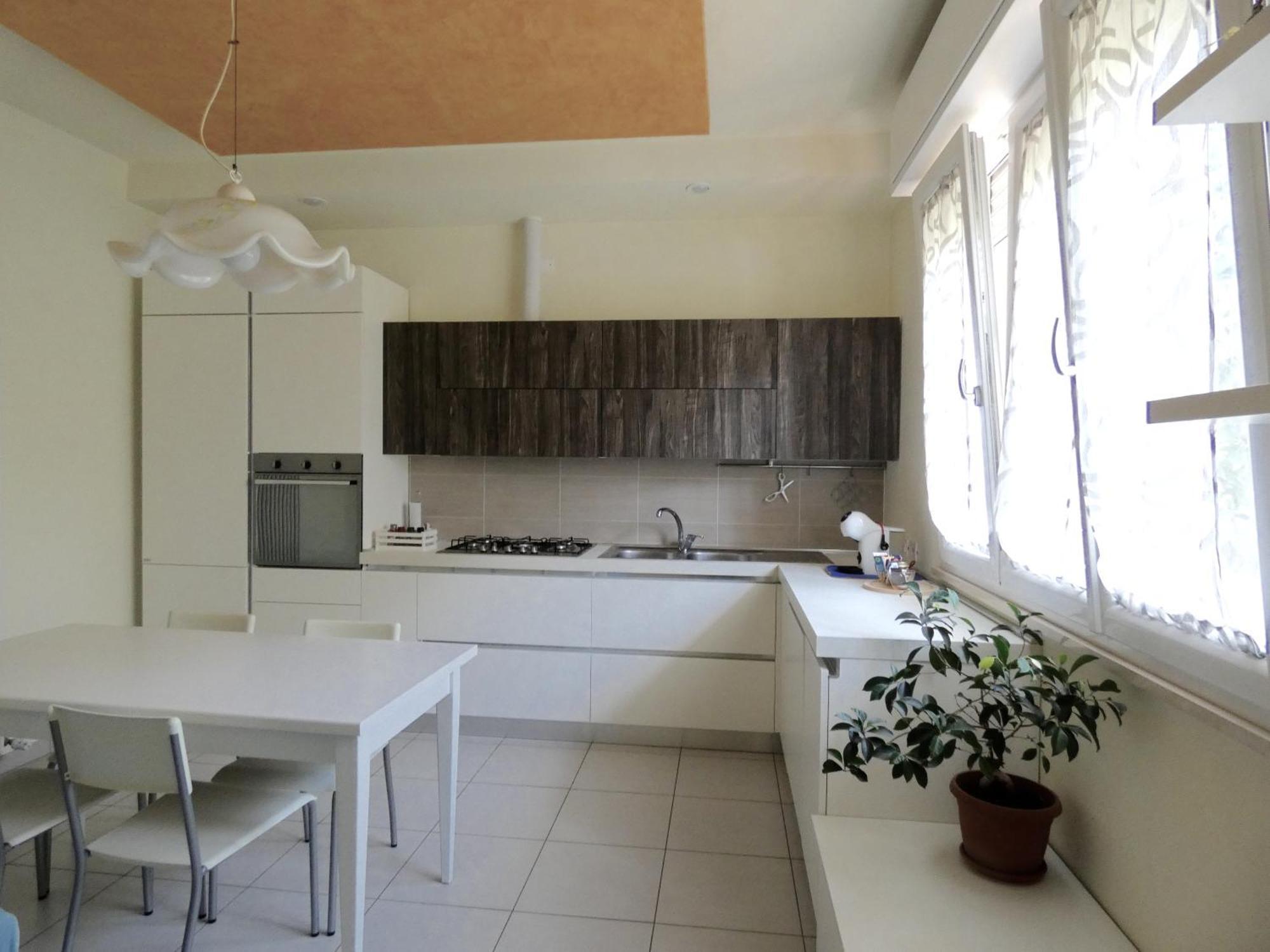 Casa Loren Apartment Pesaro Bagian luar foto